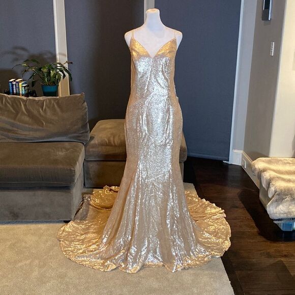 Women’s Gorgeous Fully Sequined Prom Party Dress Mermaid Fit & Train Size L NWT - Picture 1 of 10